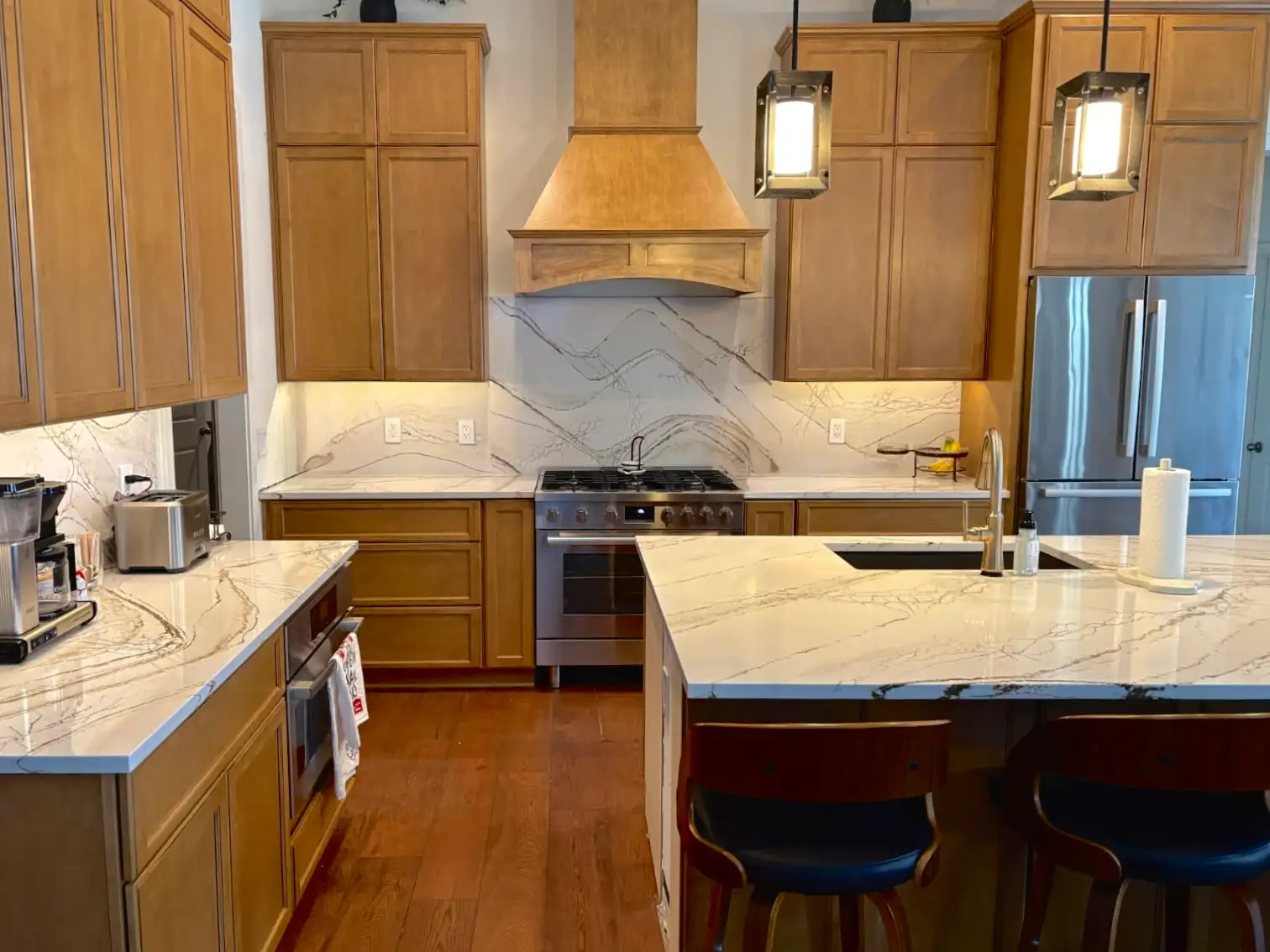 Kitchen by Indy Home Design Center